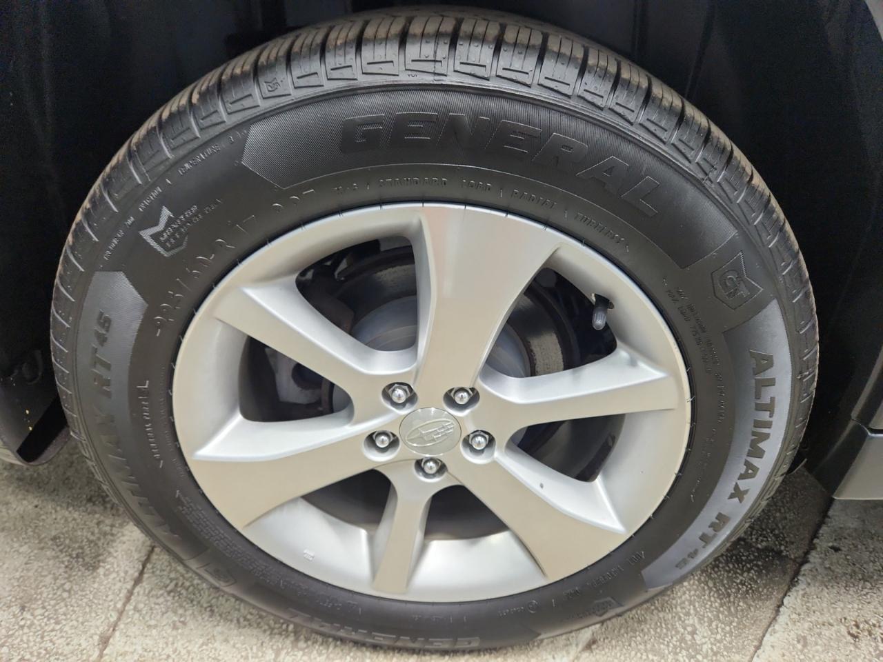 Subaru Outback 2.5i Limited 2013