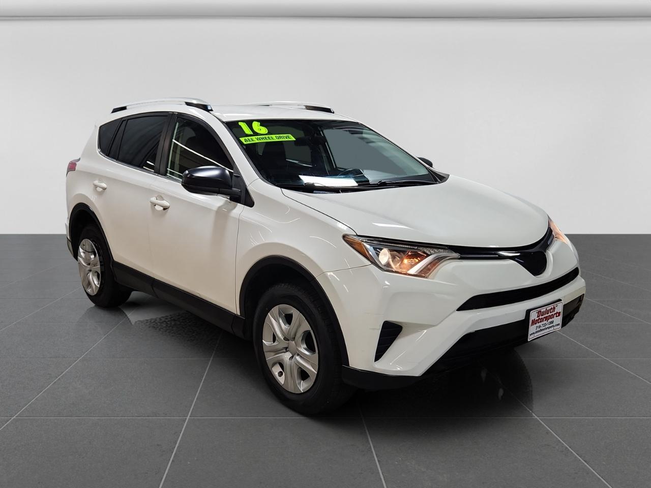 Toyota RAV4 LE AWD 2016