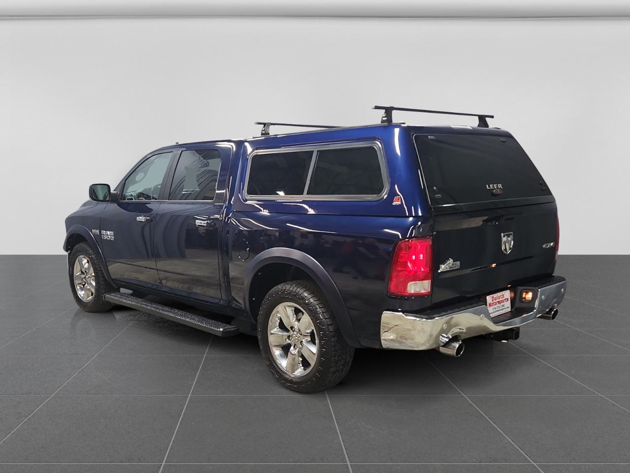 RAM 1500 SLT Crew Cab SWB 4WD 2016