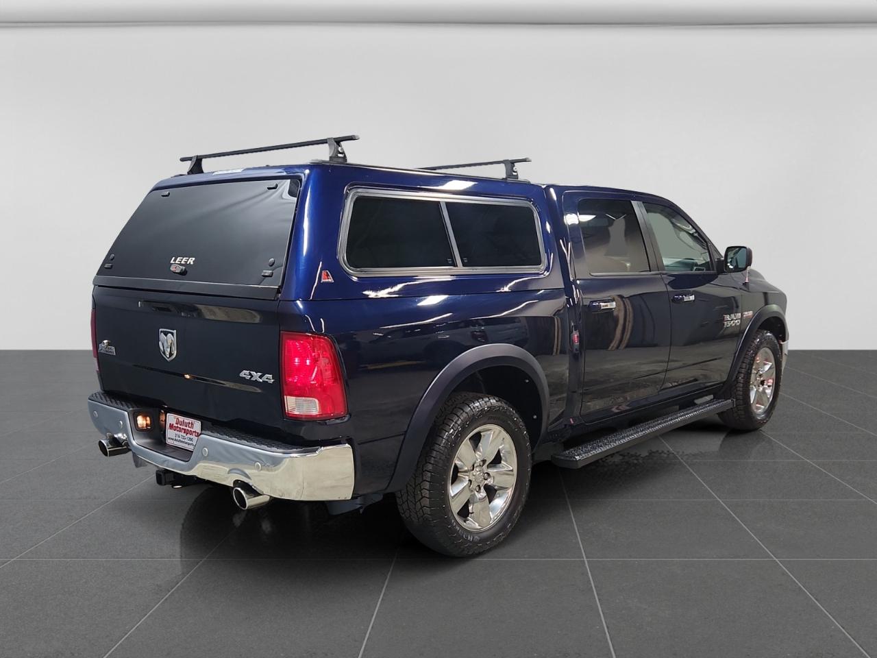 RAM 1500 SLT Crew Cab SWB 4WD 2016