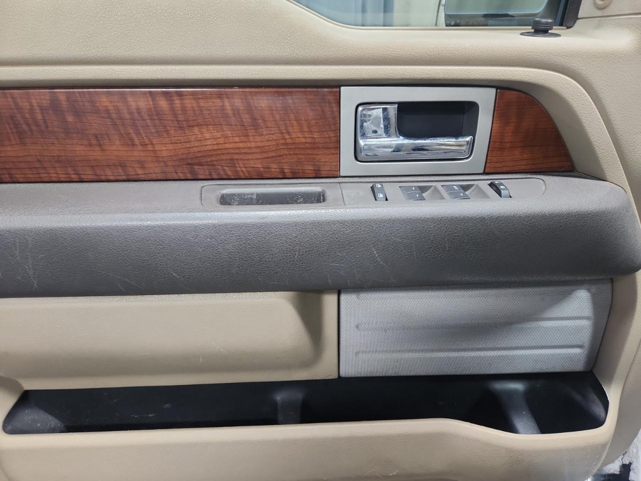 Ford F-150 Lariat SuperCrew 5.5-ft. Bed 4WD 2009