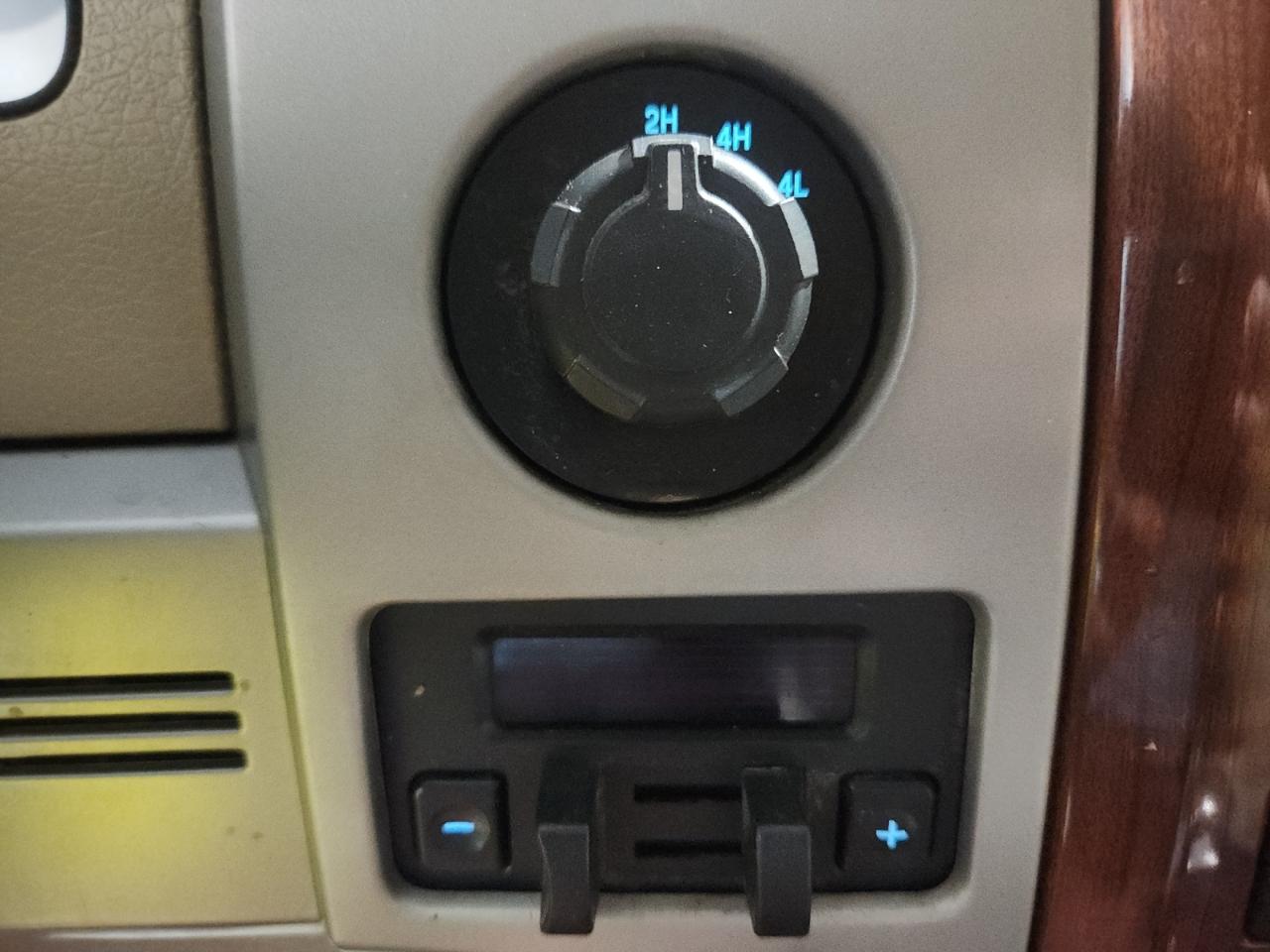 Ford F-150 Lariat SuperCrew 5.5-ft. Bed 4WD 2009