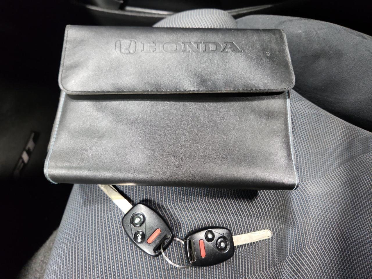 Honda Fit Sport 5-Speed MT with Navigation 2009