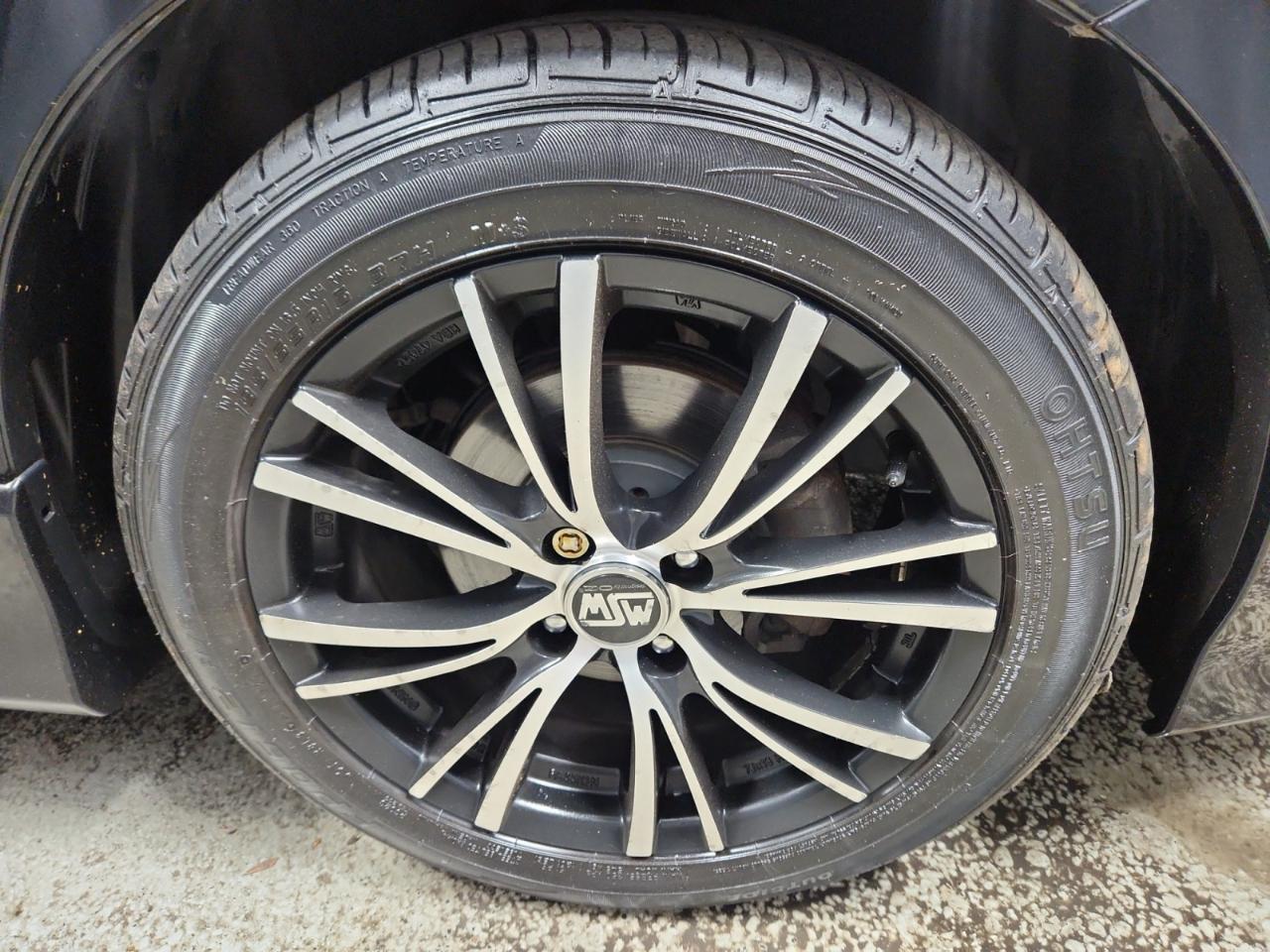 Honda Fit Sport 5-Speed MT with Navigation 2009