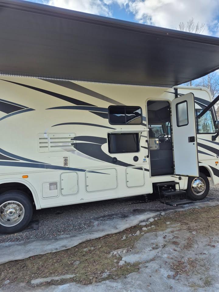 Forest River Stripped Chassis Motorhome  2018