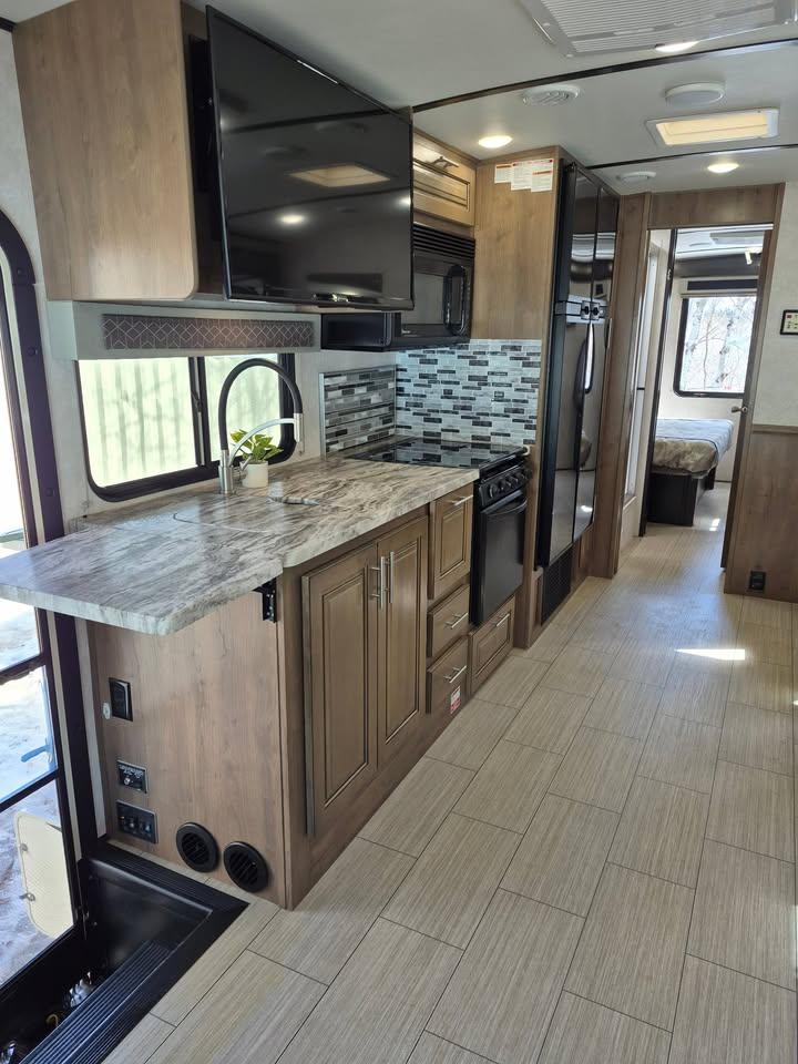 Forest River Stripped Chassis Motorhome  2018