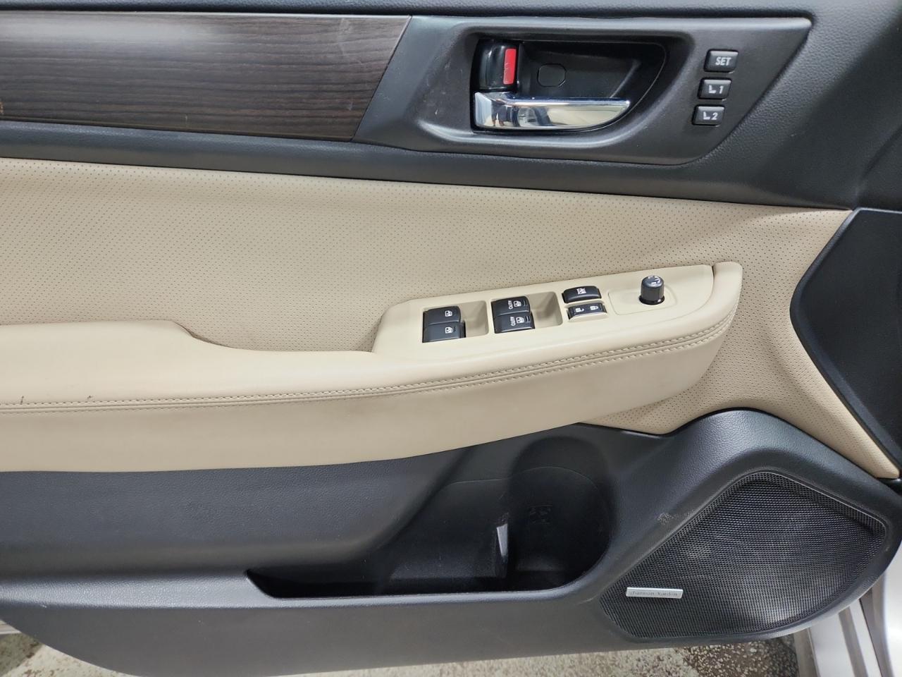 Subaru Legacy 2.5i Limited 2017