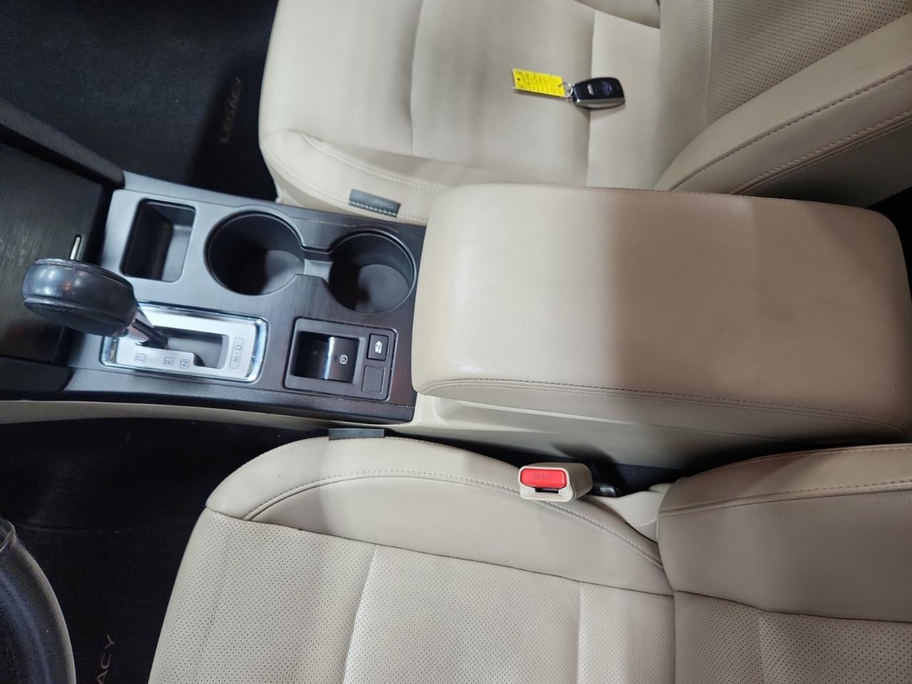 Subaru Legacy 2.5i Limited 2017
