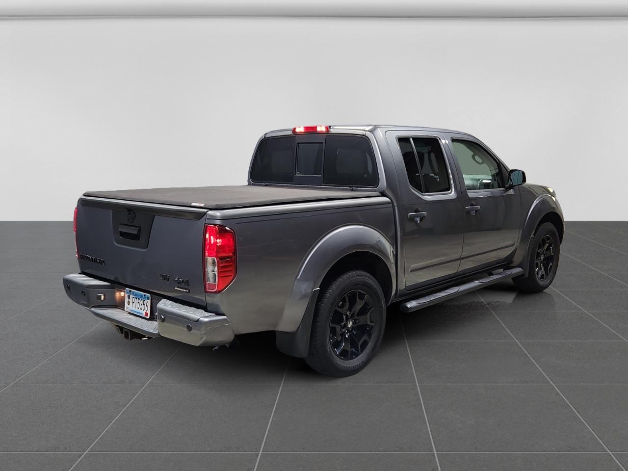 Nissan Frontier SV Crew Cab 5AT 4WD 2019