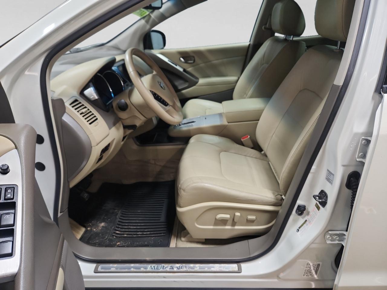 Nissan Murano SL AWD 2011
