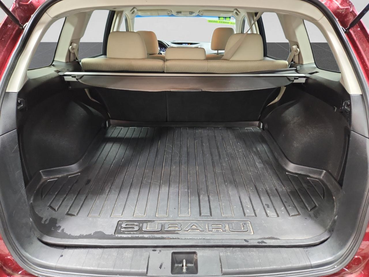 Subaru Outback 2.5i Premium 2011