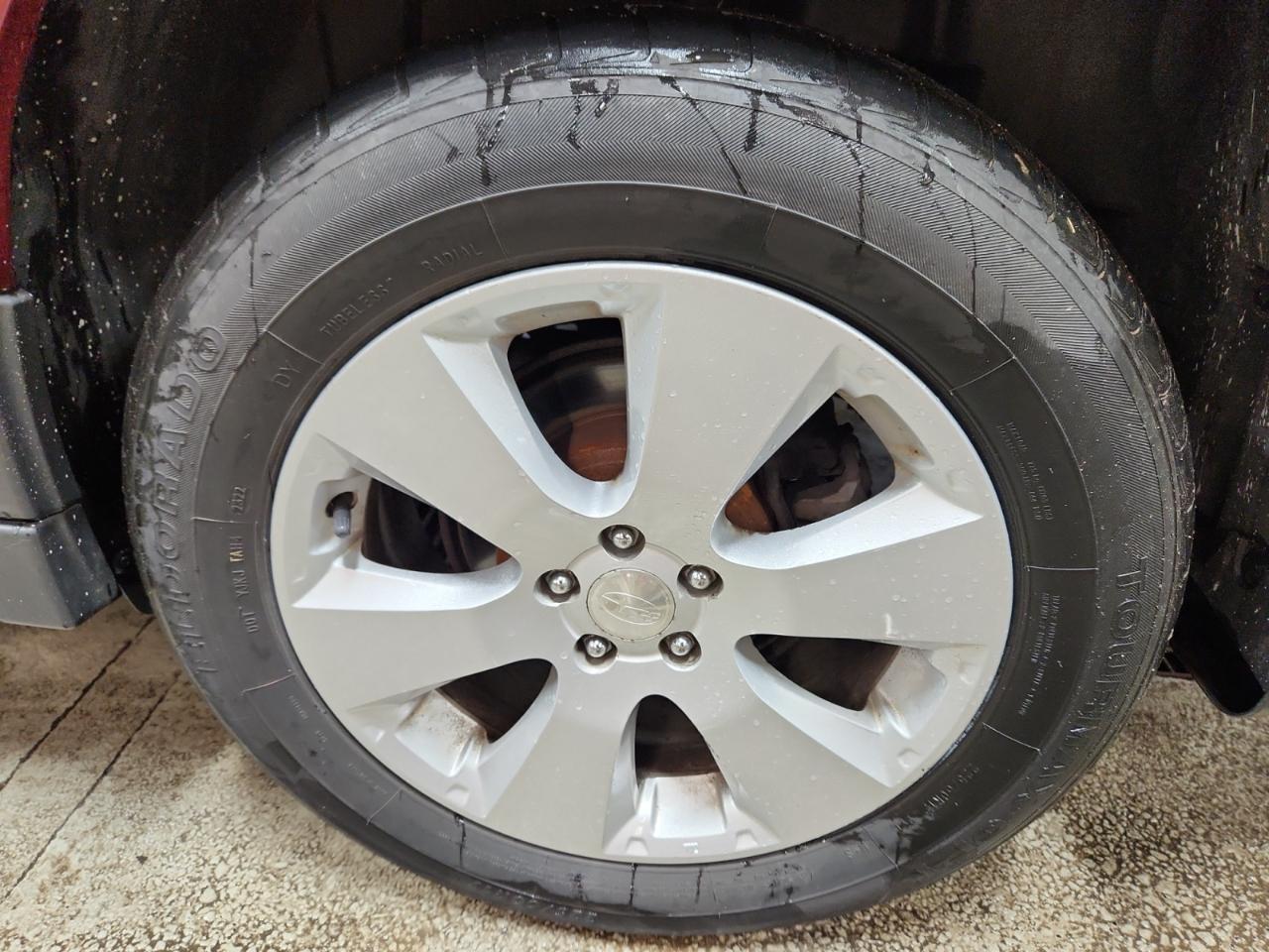Subaru Outback 2.5i Premium 2011
