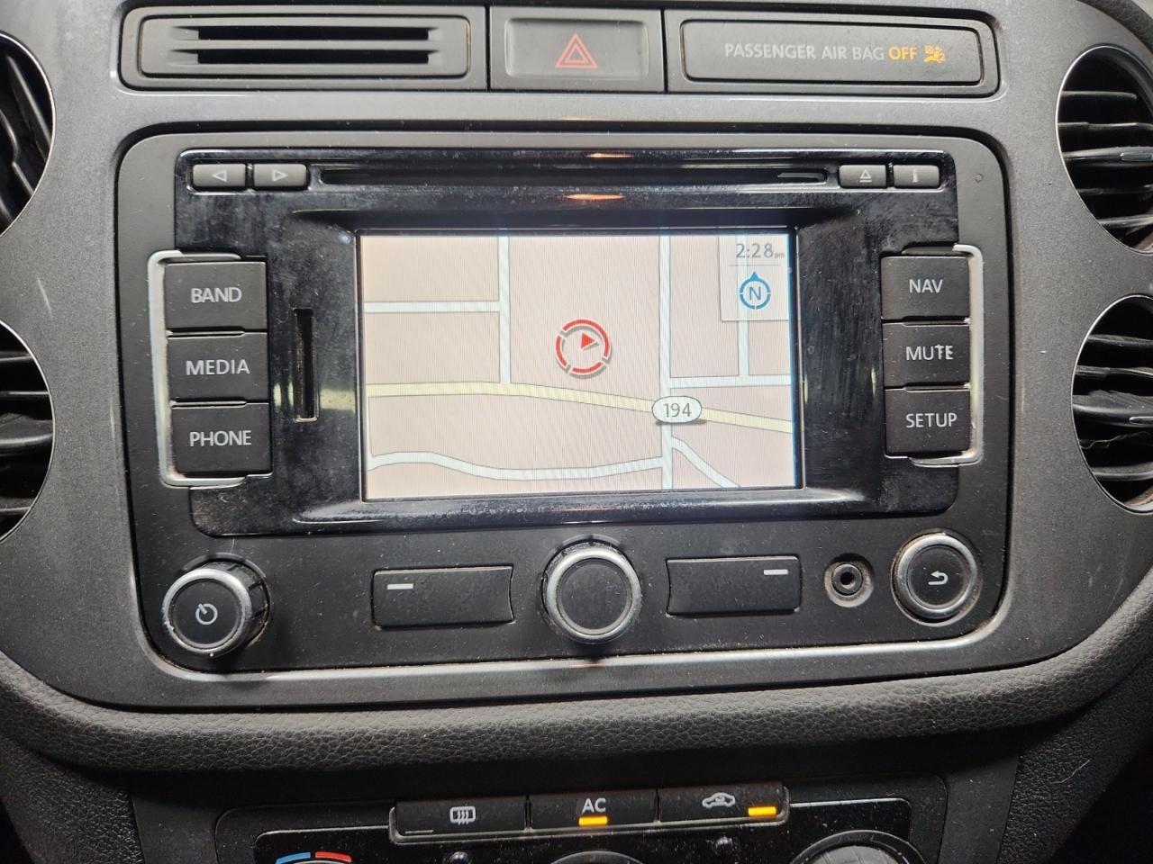 Volkswagen Tiguan SE 4Motion 2012