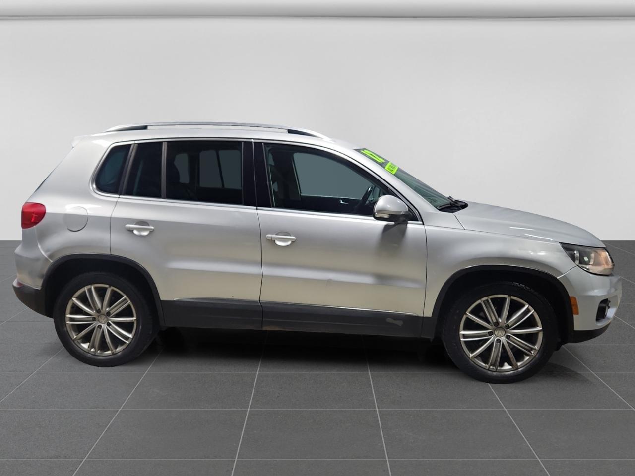 Volkswagen Tiguan SE 4Motion 2012