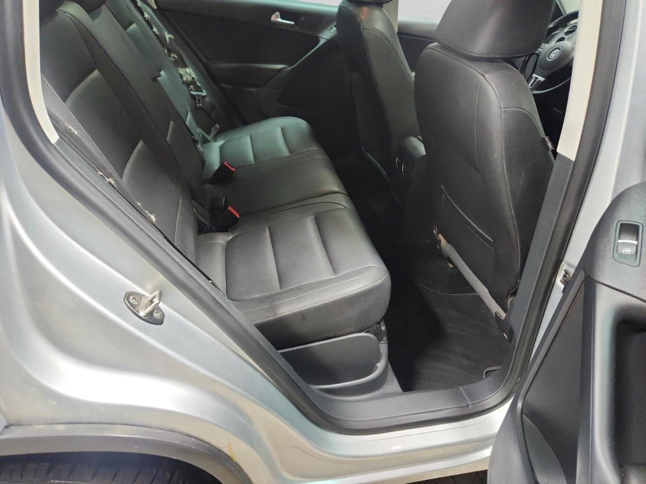 Volkswagen Tiguan SE 4Motion 2012