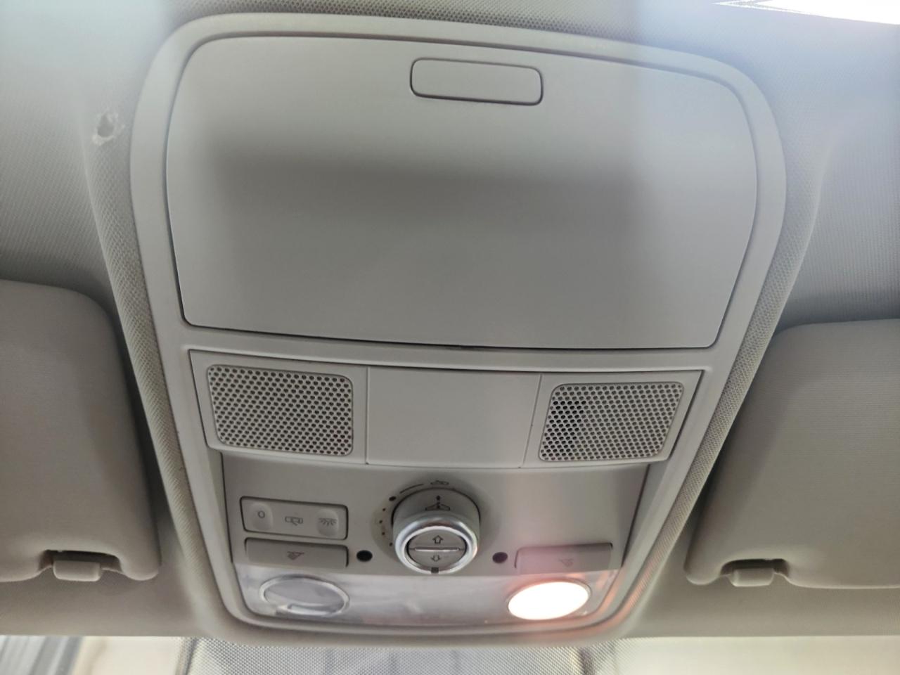 Volkswagen Tiguan SE 4Motion 2012