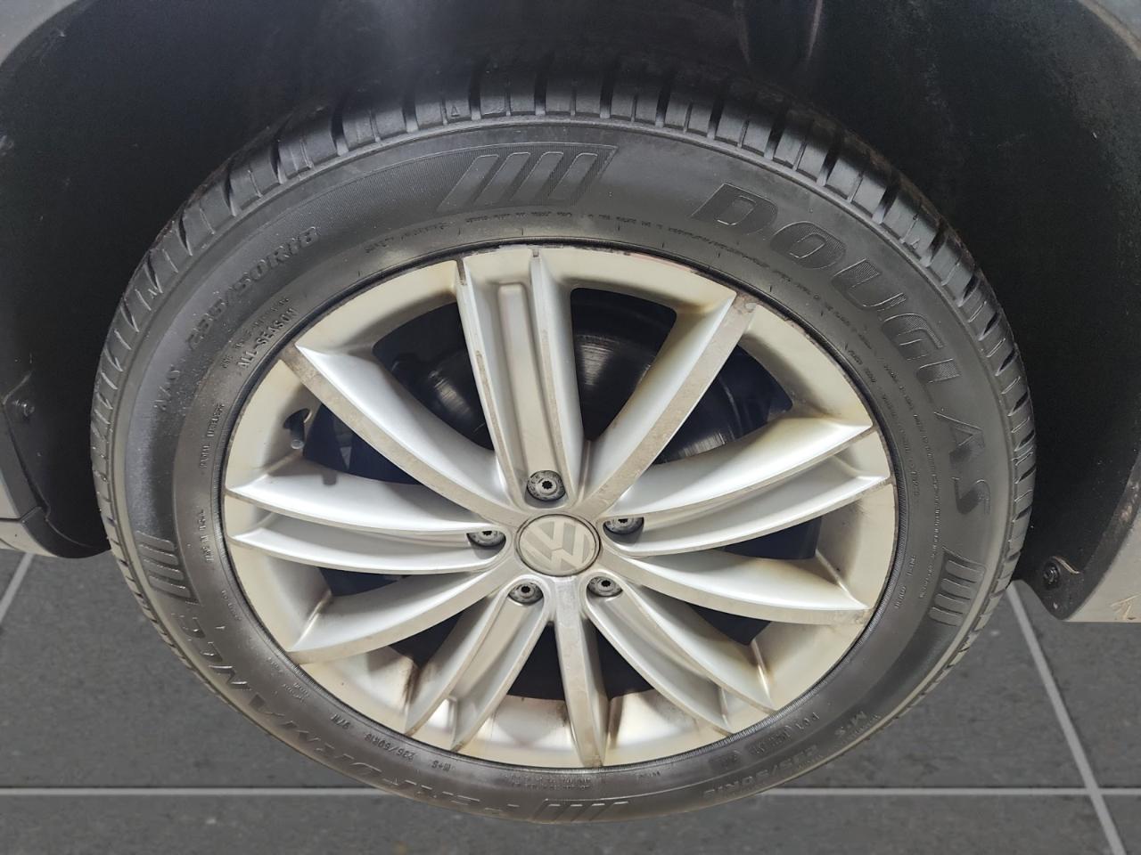 Volkswagen Tiguan SE 4Motion 2012