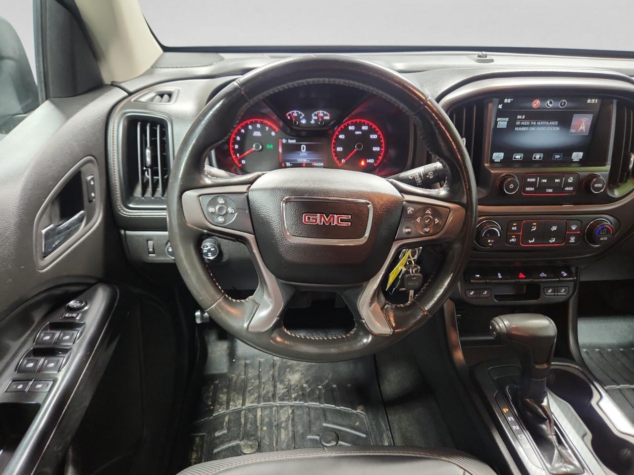 GMC Canyon SLE Crew Cab 4WD Long Box 2015