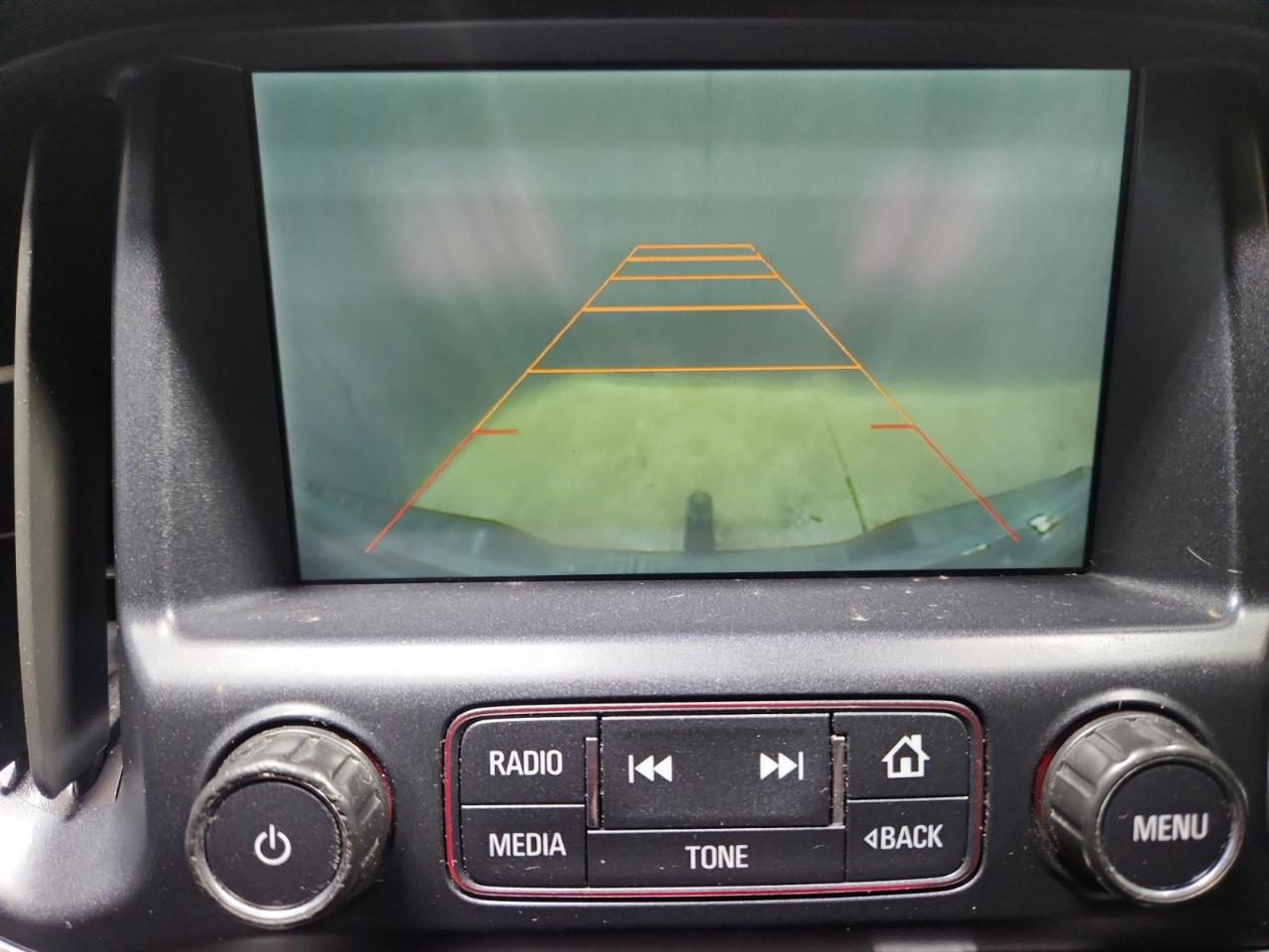 GMC Canyon SLE Crew Cab 4WD Long Box 2015