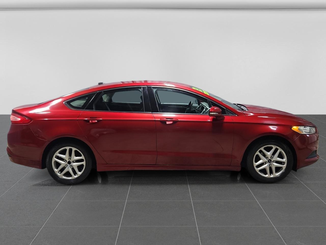 Ford Fusion SE 2013