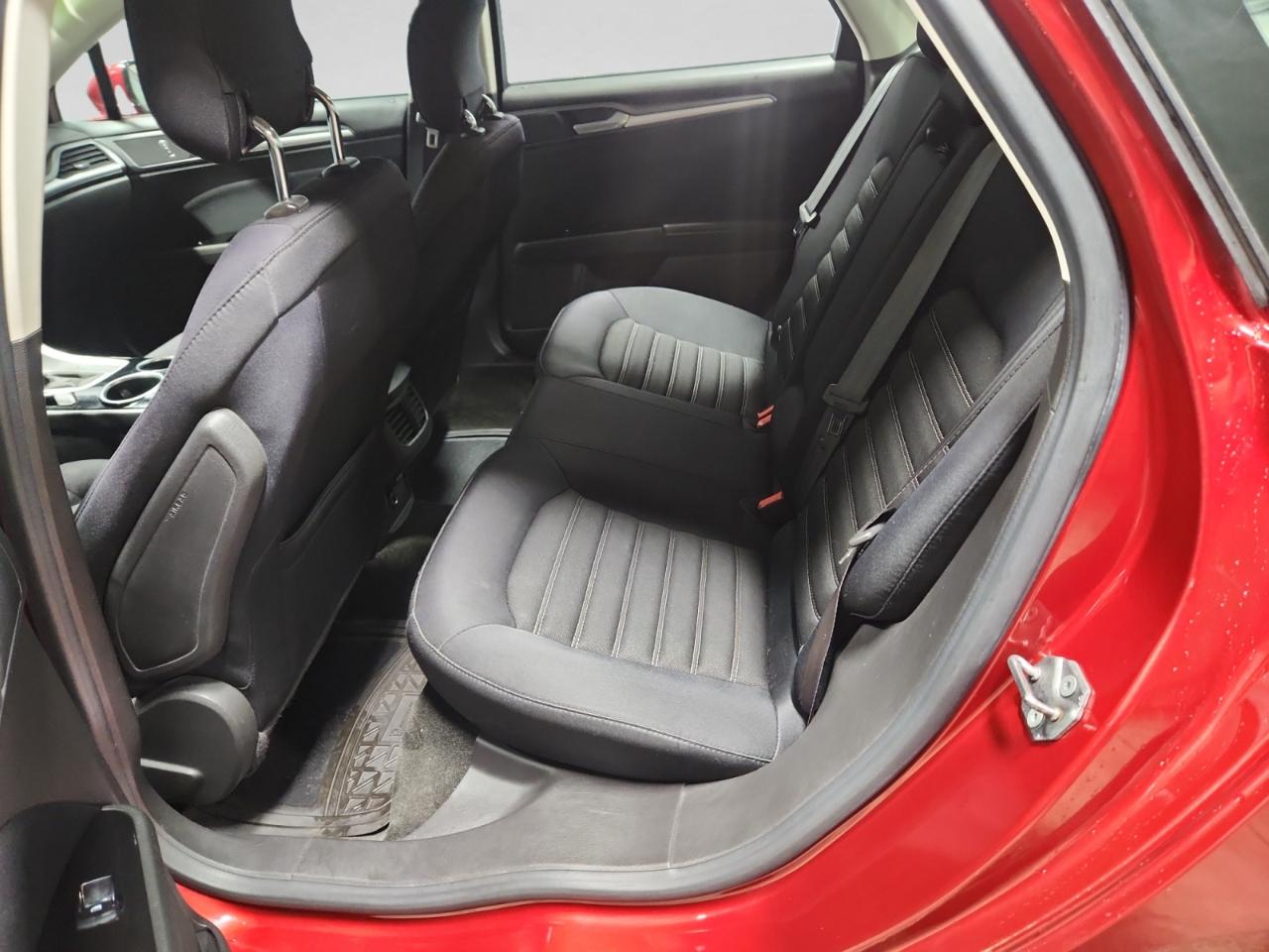 Ford Fusion SE 2013