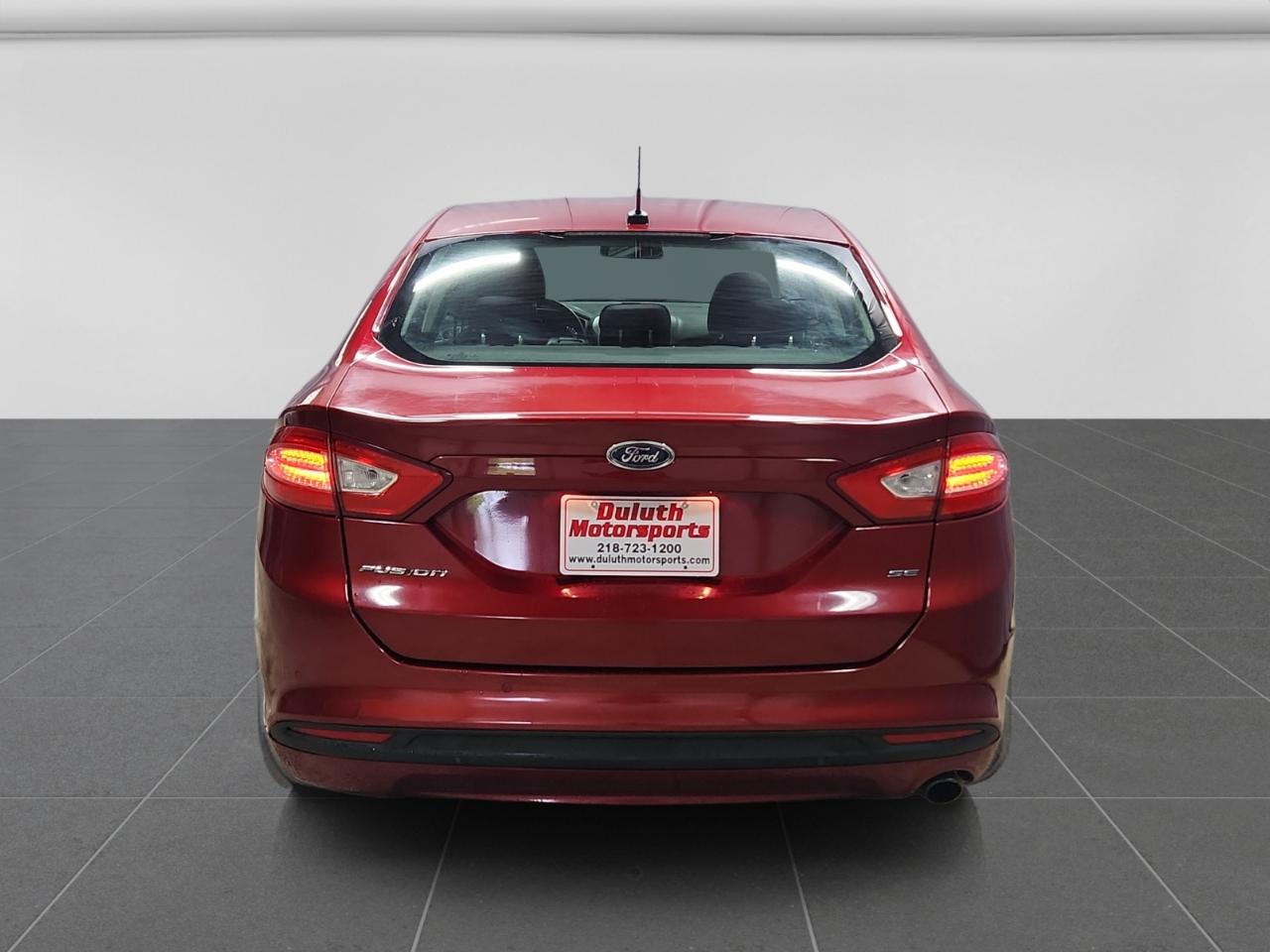 Ford Fusion SE 2013