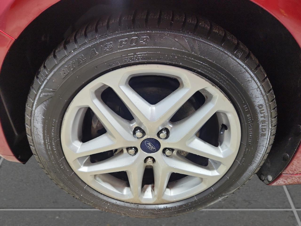 Ford Fusion SE 2013