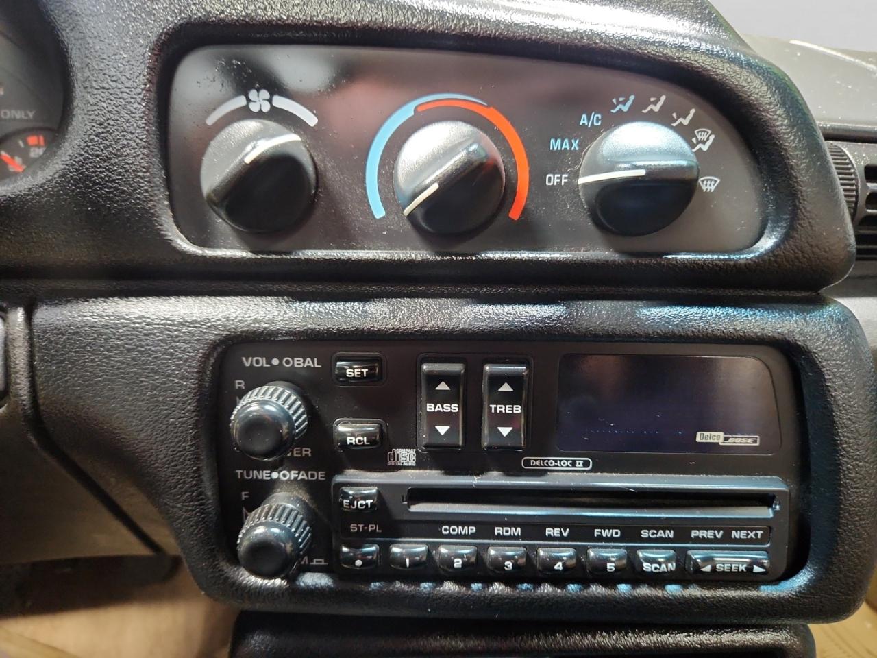 Chevrolet Camaro Z28 Coupe 1995