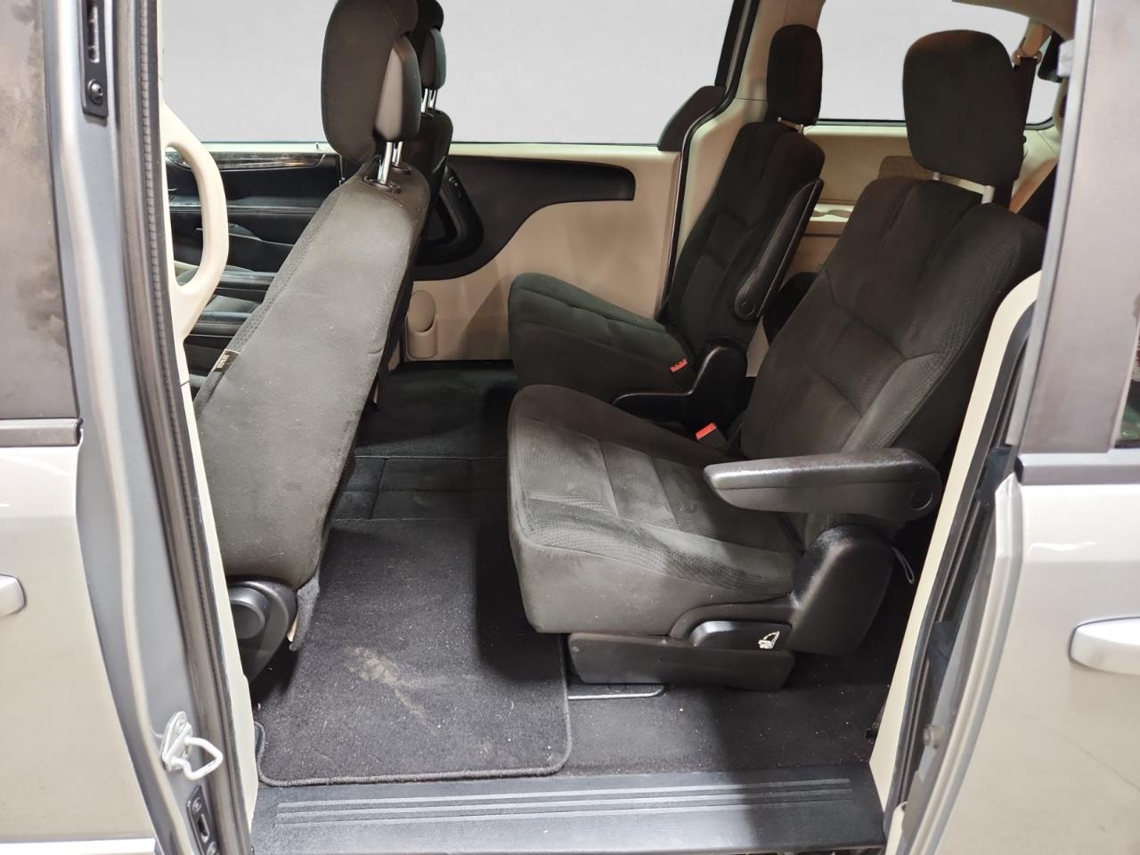 Dodge Grand Caravan SE 2015