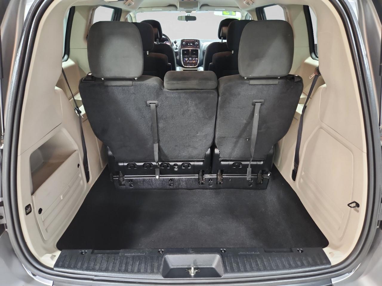 Dodge Grand Caravan SE 2015
