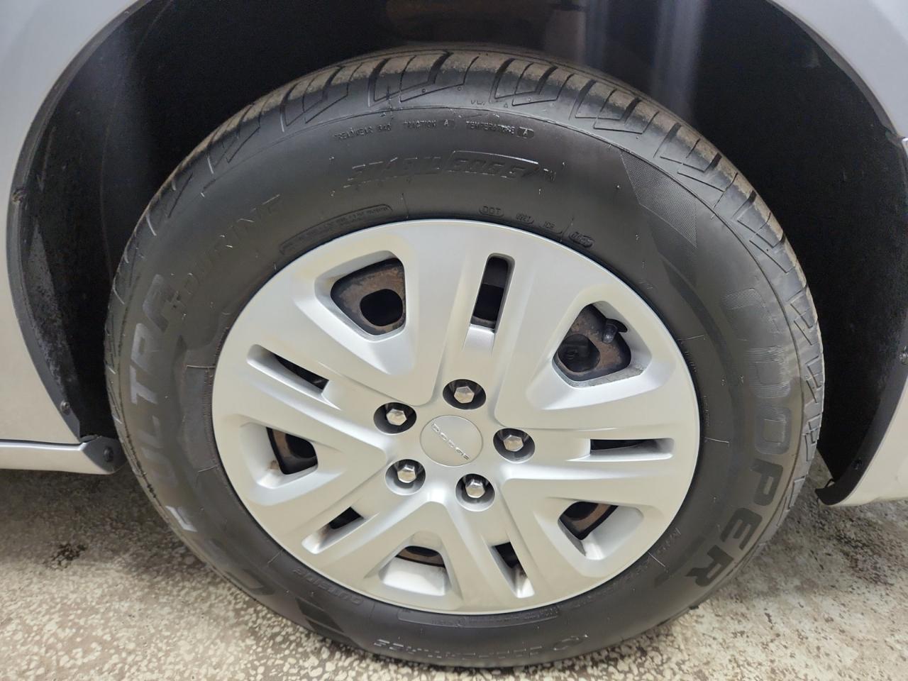 Dodge Grand Caravan SE 2015