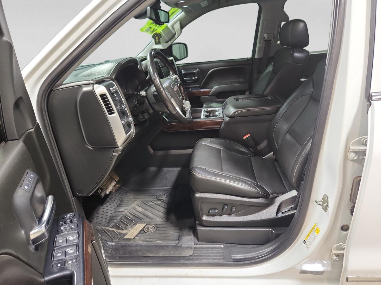 GMC Sierra 1500 SLT Crew Cab Short Box 4WD 2018