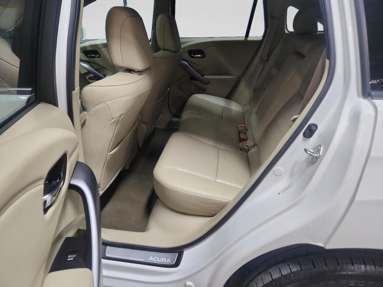 Acura RDX 6-Spd AT AWD w/ Technology Package 2014