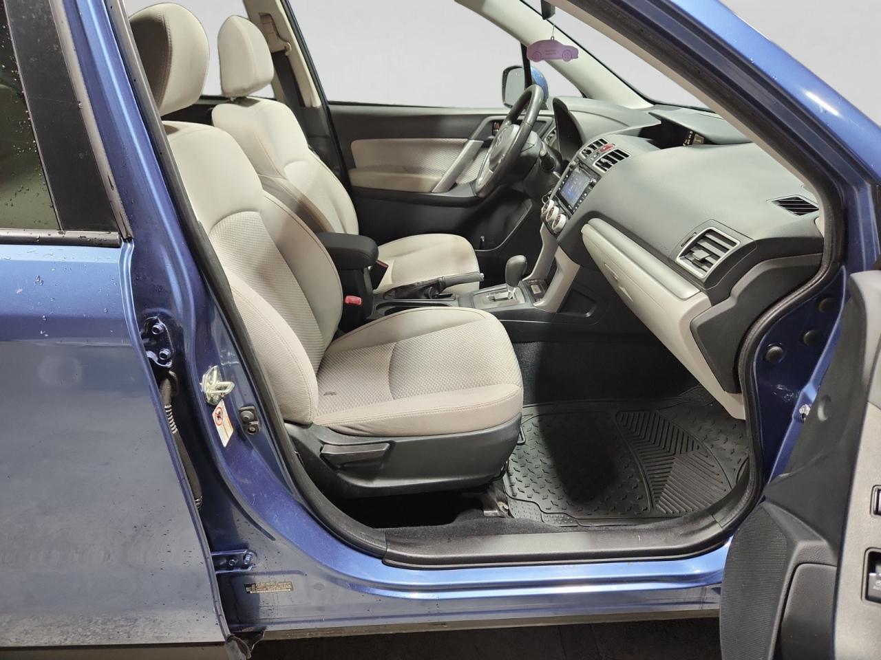 Subaru Forester 2.5i Premium PZEV CVT 2017