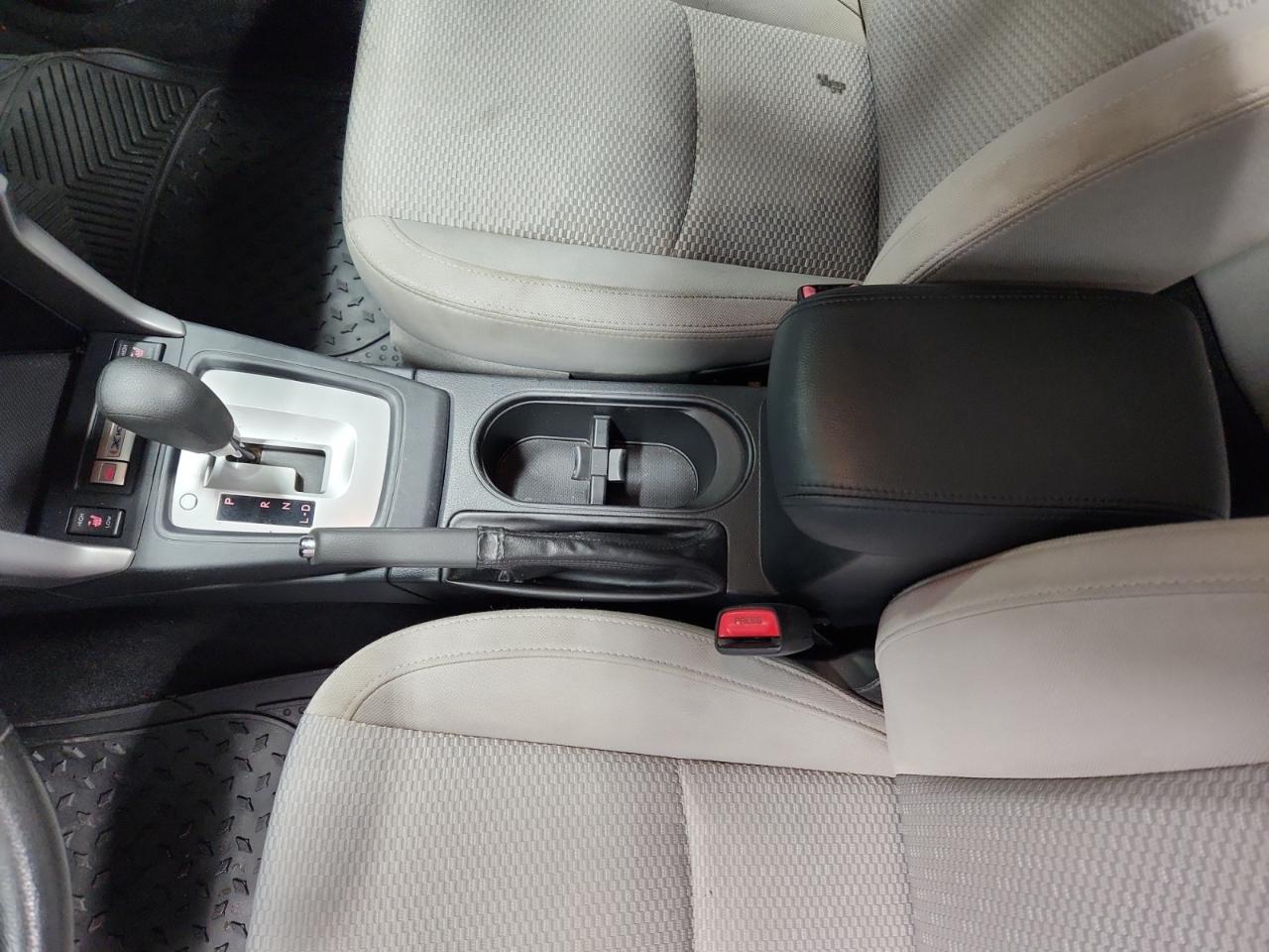 Subaru Forester 2.5i Premium PZEV CVT 2017