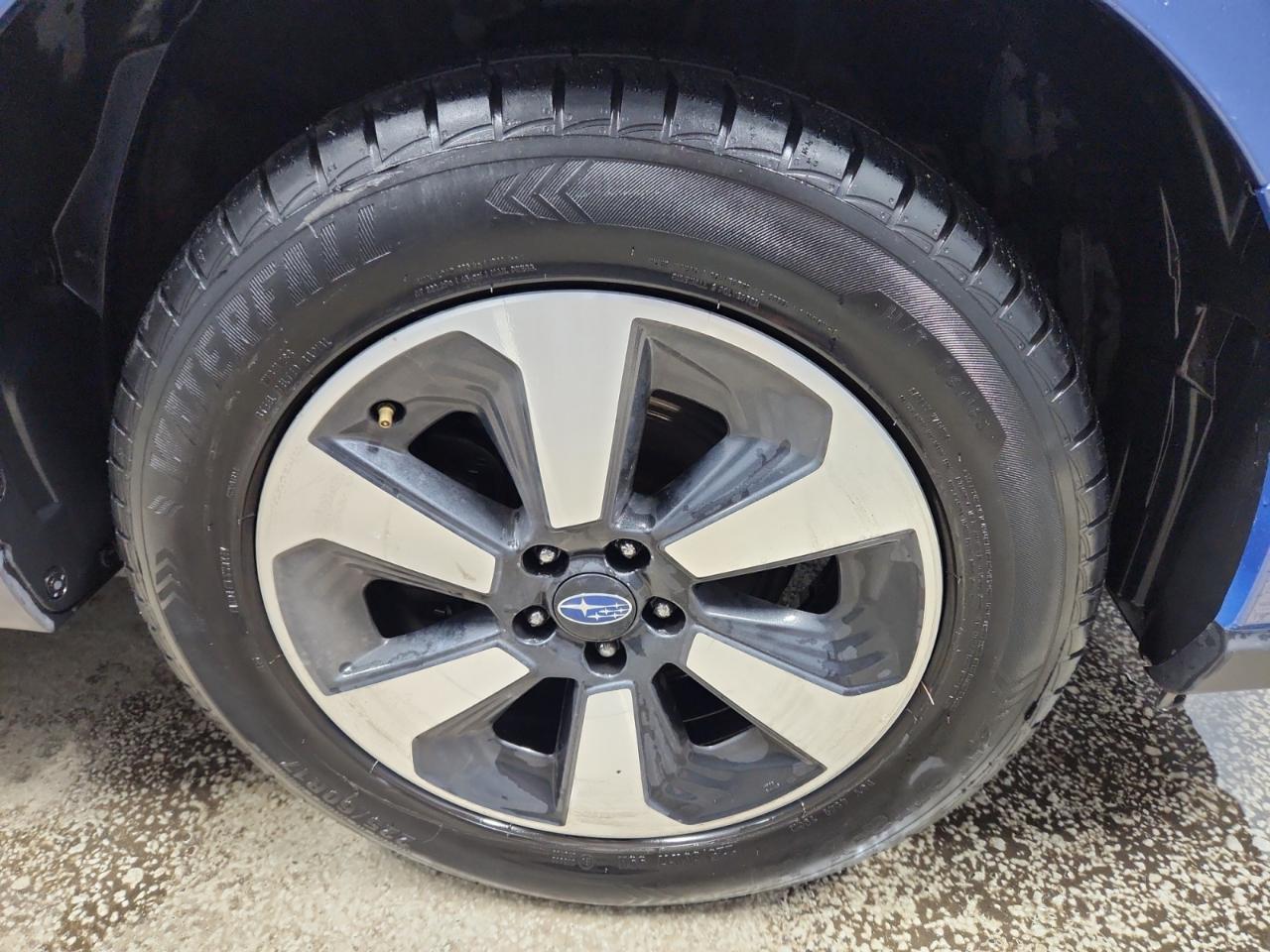 Subaru Forester 2.5i Premium PZEV CVT 2017