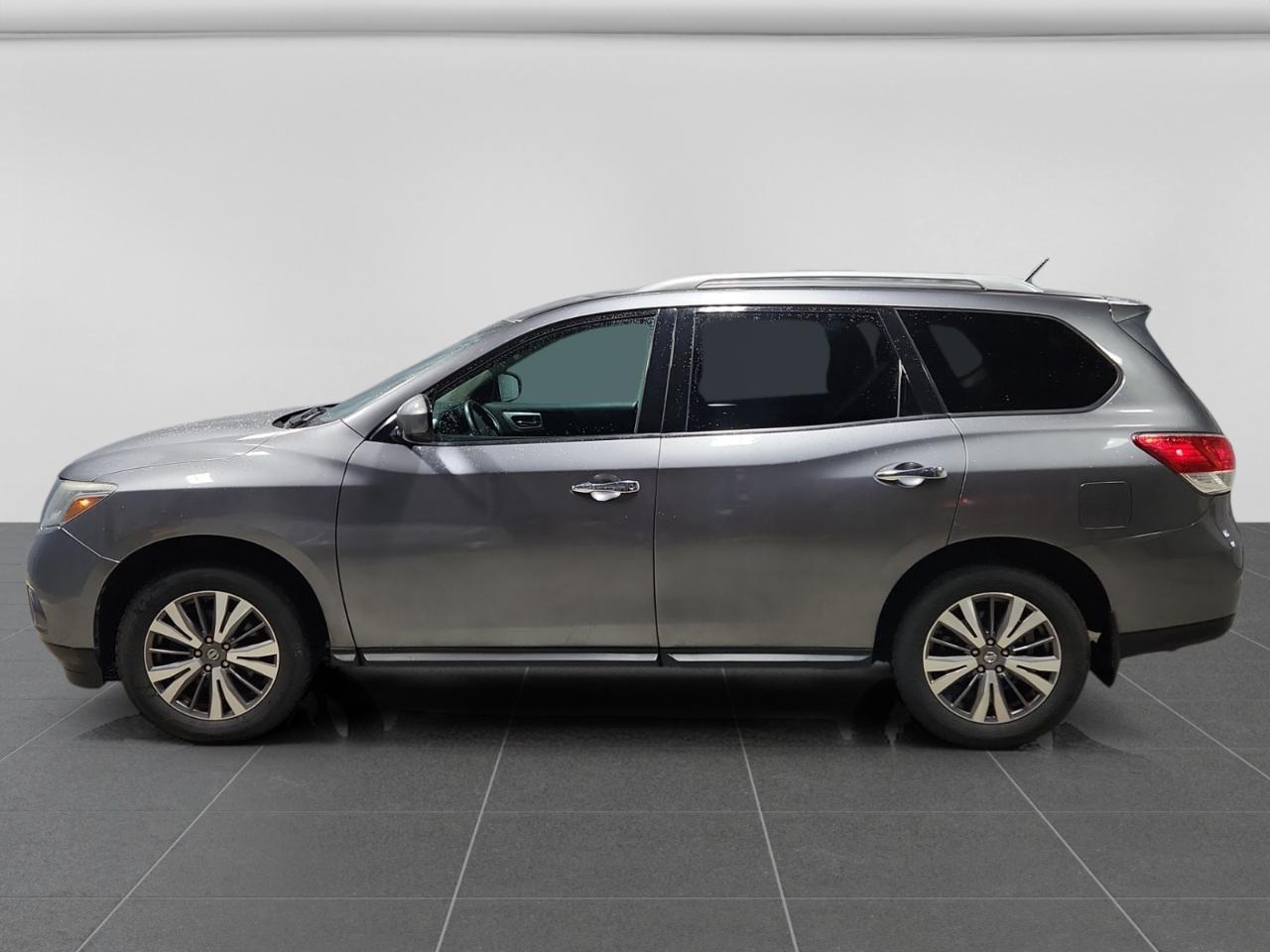 Nissan Pathfinder S 4WD 2016