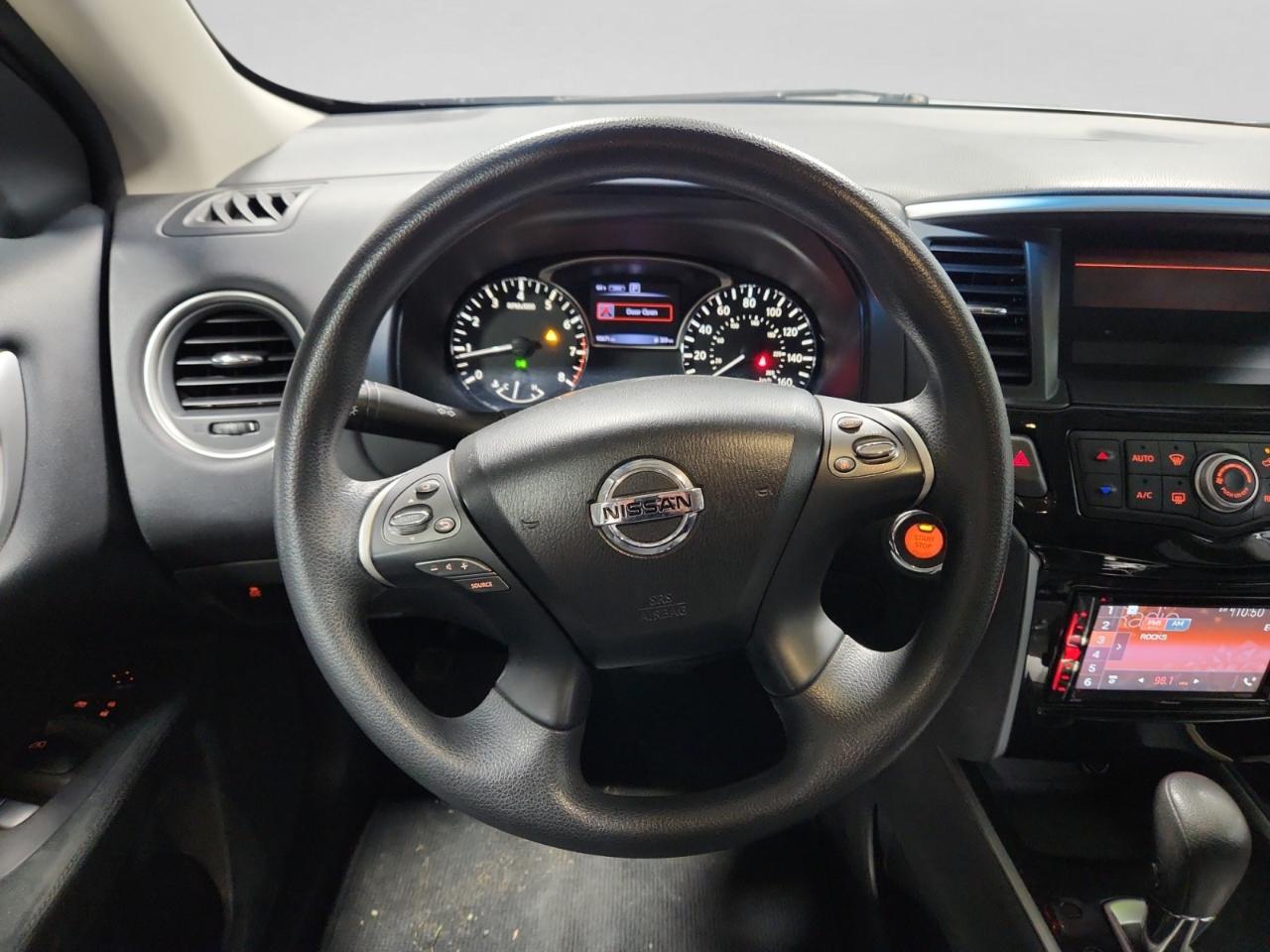 Nissan Pathfinder S 4WD 2016