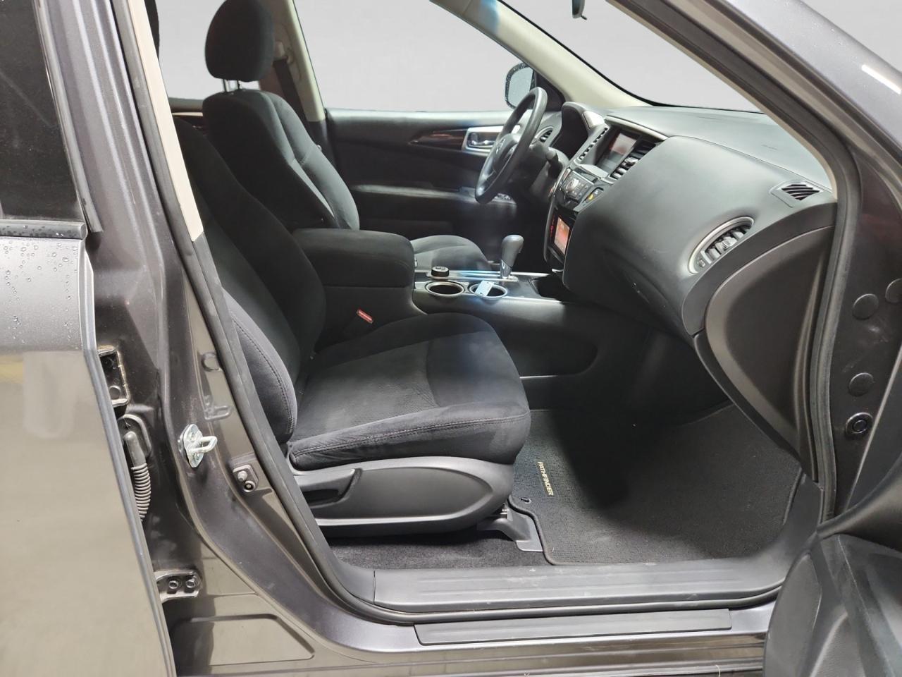 Nissan Pathfinder S 4WD 2016