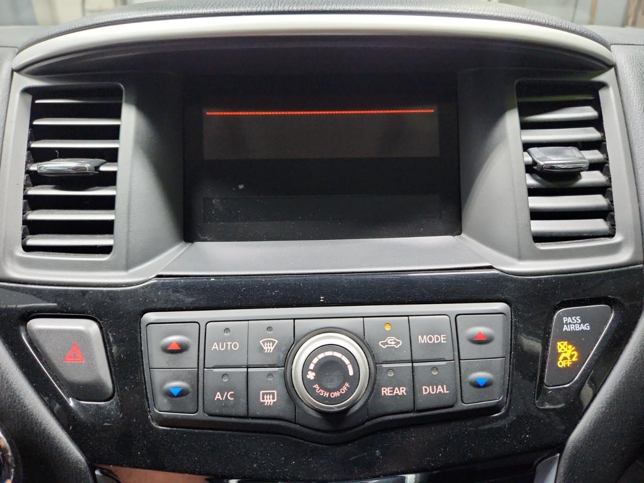 Nissan Pathfinder S 4WD 2016
