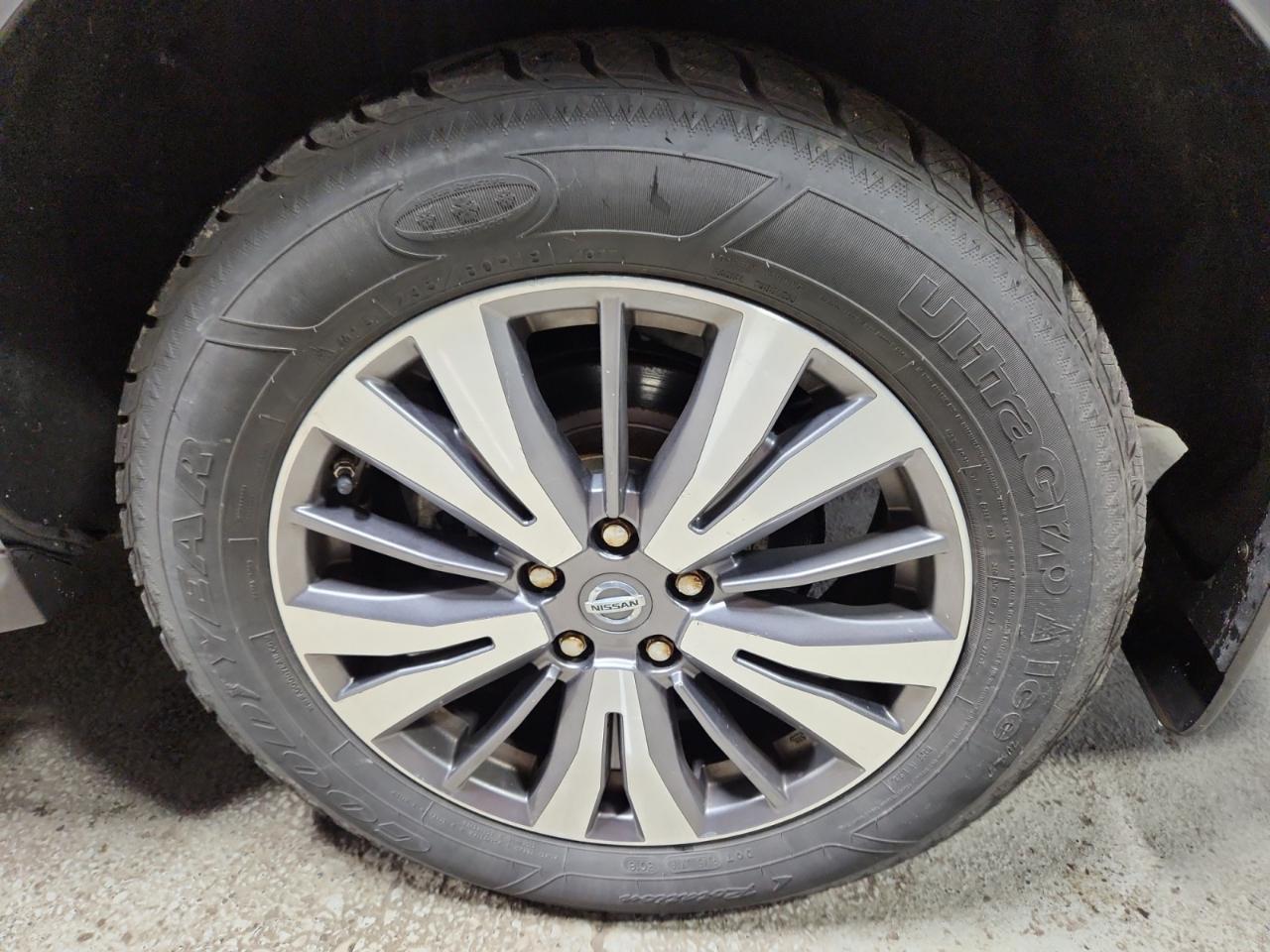Nissan Pathfinder S 4WD 2016