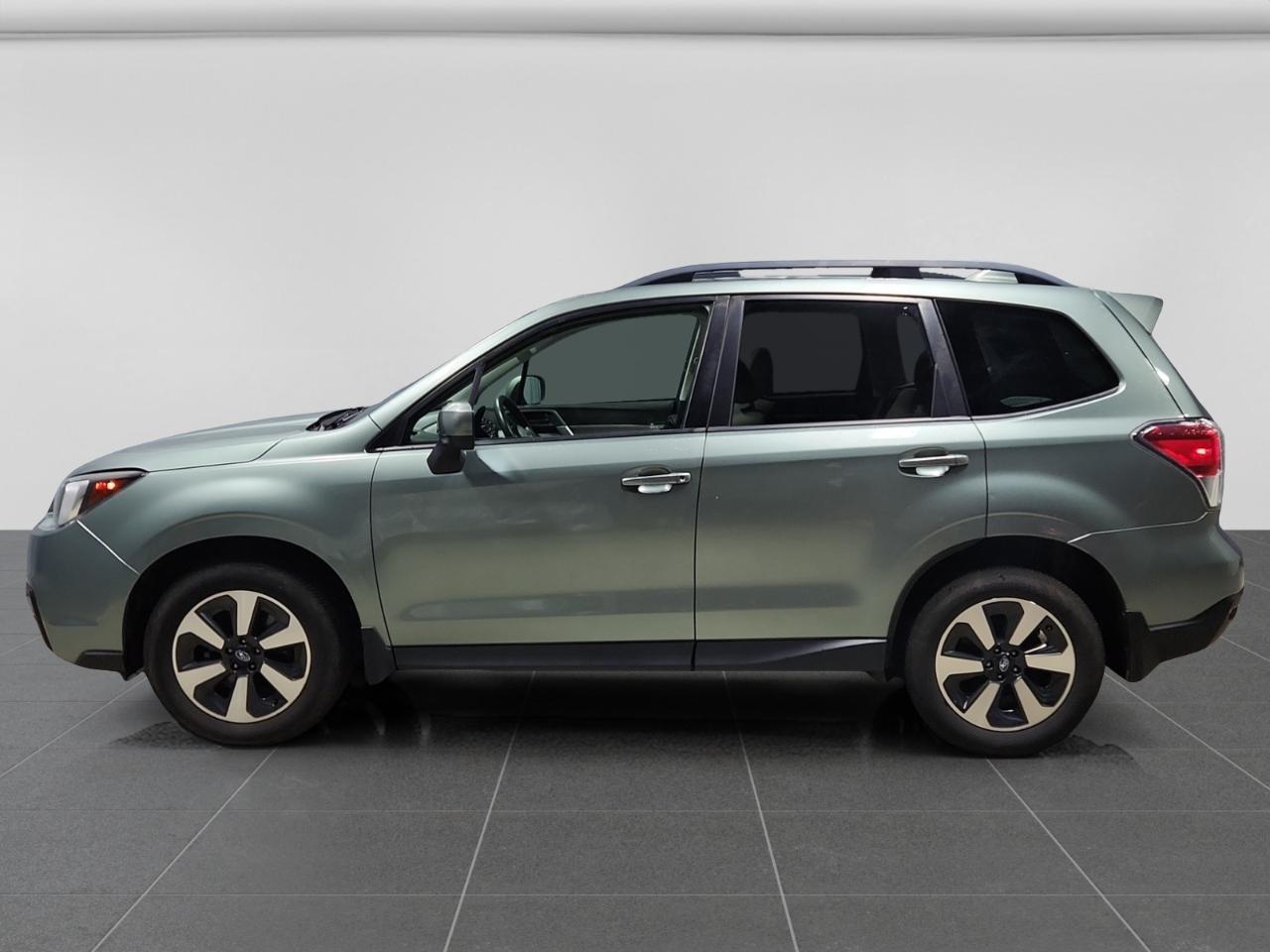 Subaru Forester 2.5i Premium PZEV CVT 2017