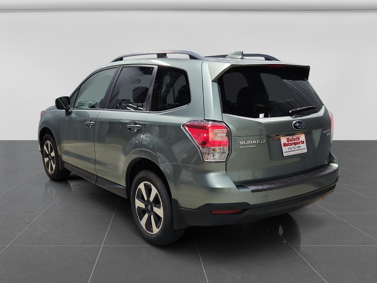 Subaru Forester 2.5i Premium PZEV CVT 2017