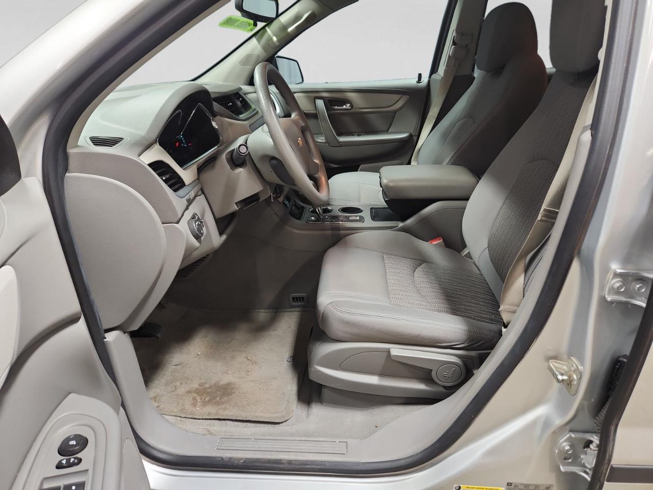 Chevrolet Traverse LS AWD w/PDC 2016