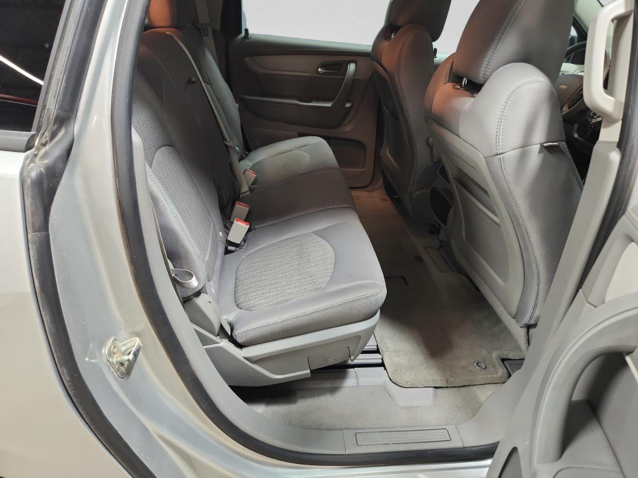 Chevrolet Traverse LS AWD w/PDC 2016
