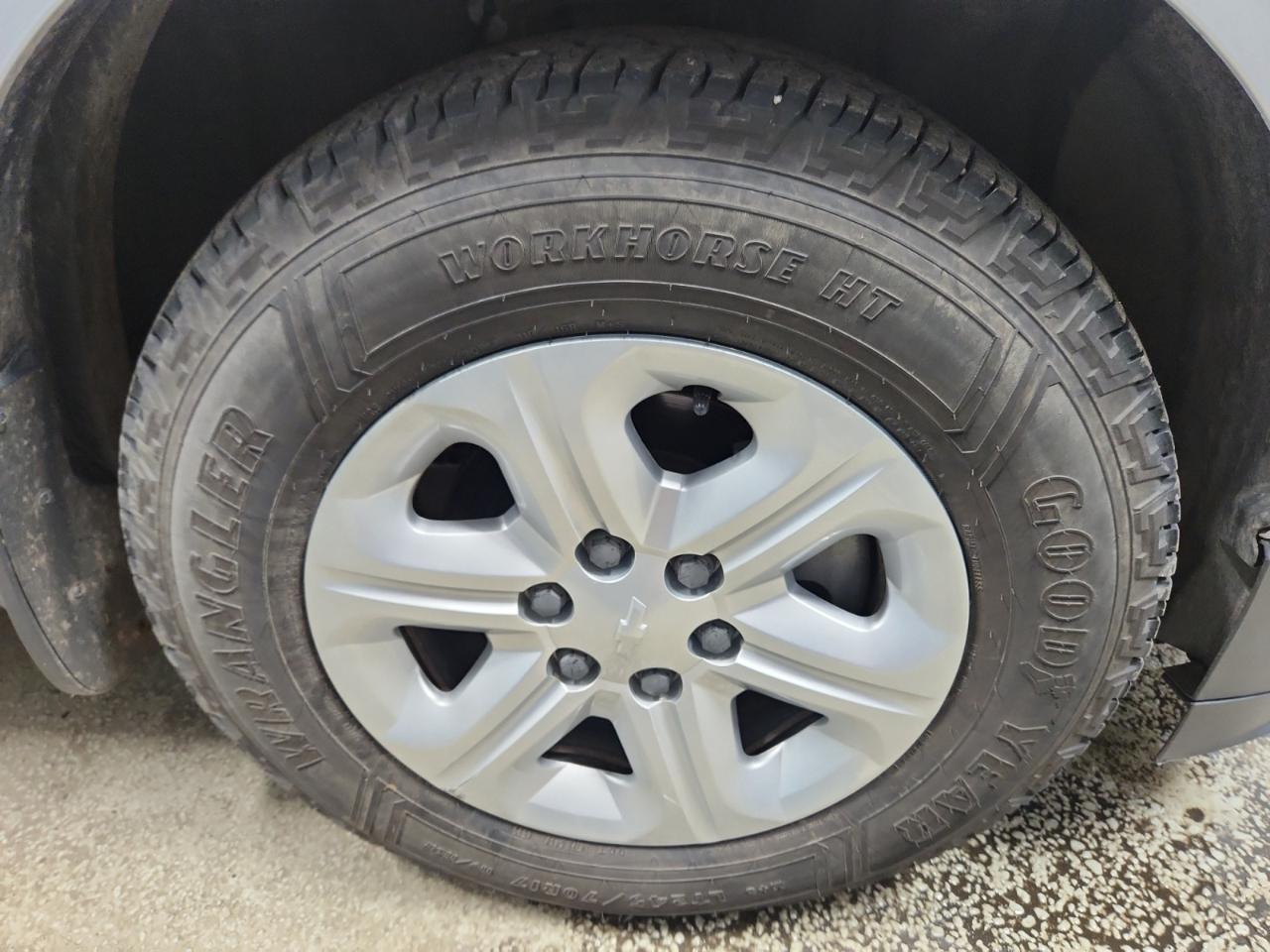 Chevrolet Traverse LS AWD w/PDC 2016