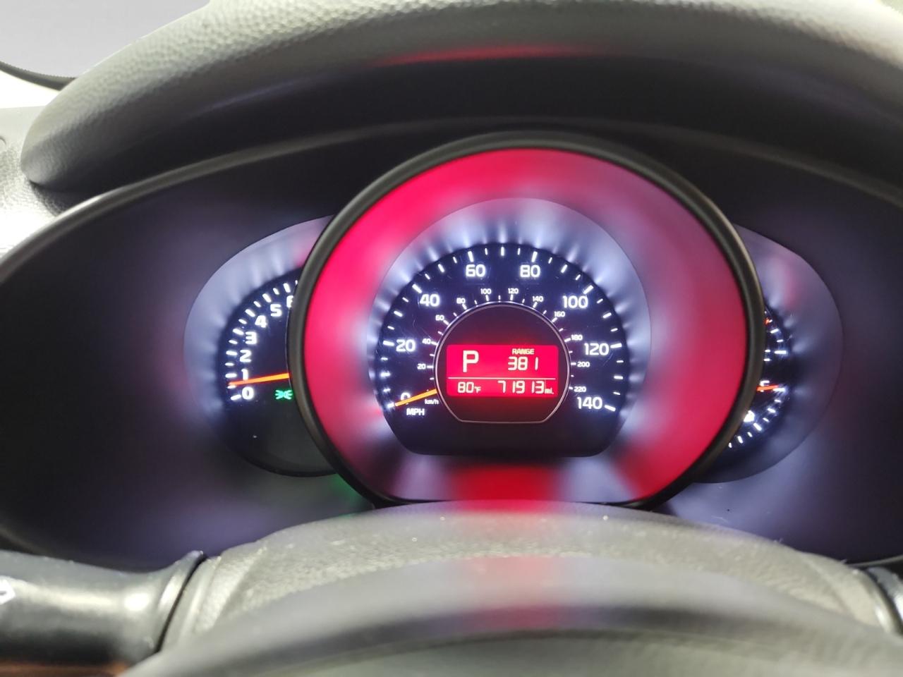 Kia Soul Base 6A 2016