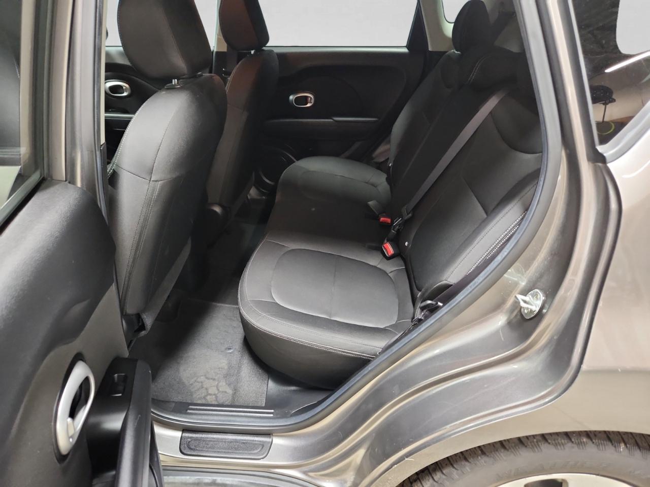 Kia Soul Base 6A 2016