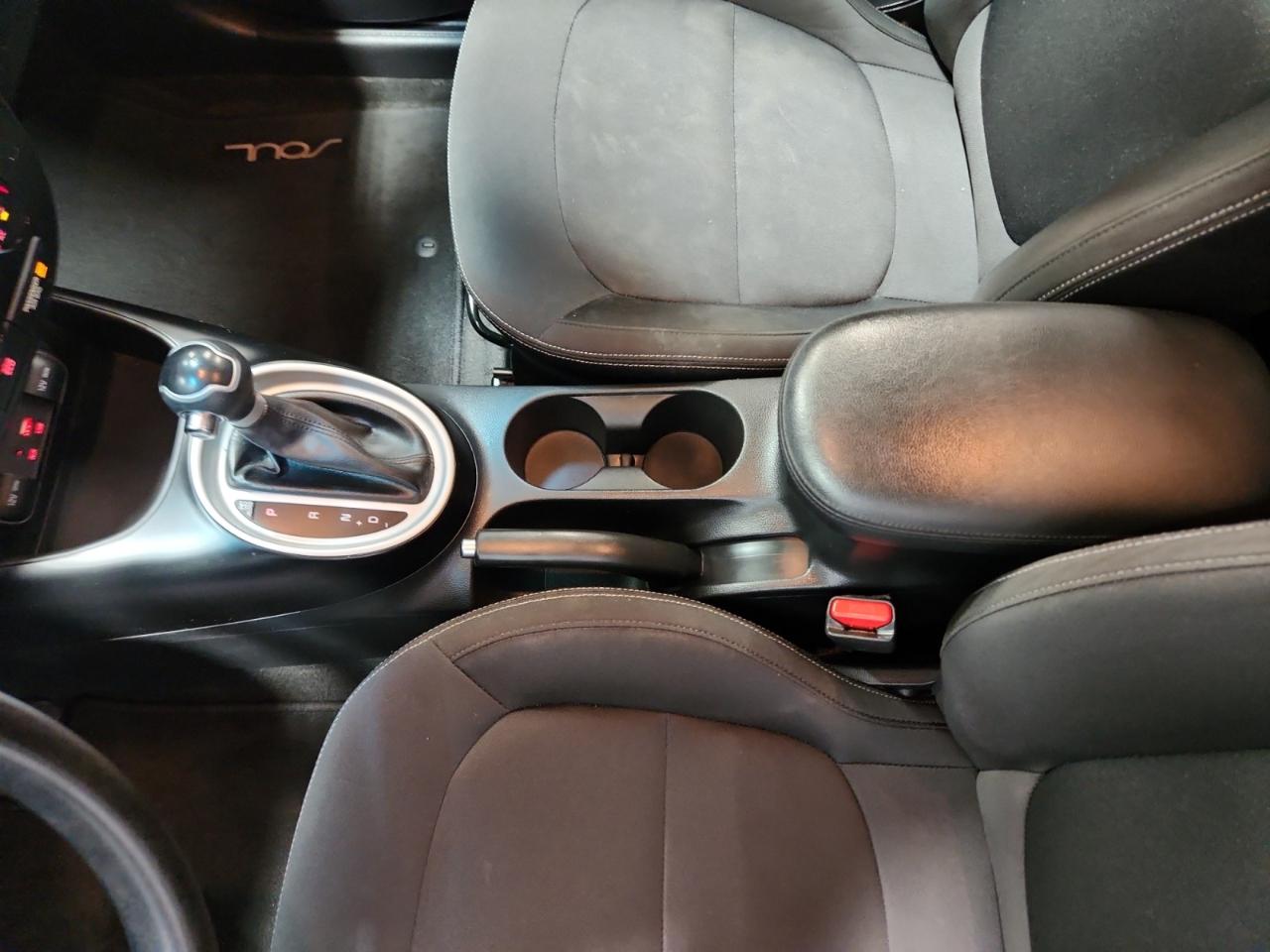 Kia Soul Base 6A 2016