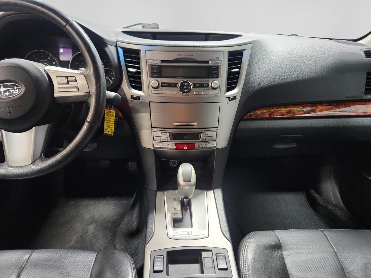 Subaru Outback 2.5i Limited 2011